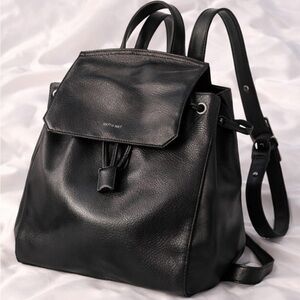 Matt & Nat Sleek Black Backpack